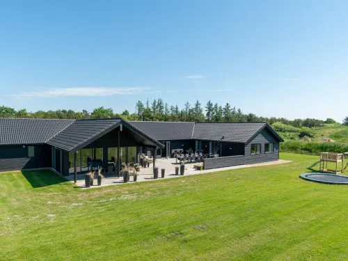 5 Star Holiday Home in Norre Nebel - Parkplatz
