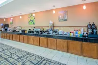 La Quinta Inn & Suites by Wyndham Lawton / Fort Sill - breakfast