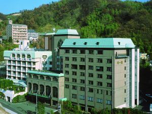 Dogo Onsen Hotel Tsubakikan