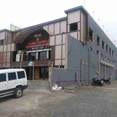 Hotel Radha Krishna Hotel Exterior