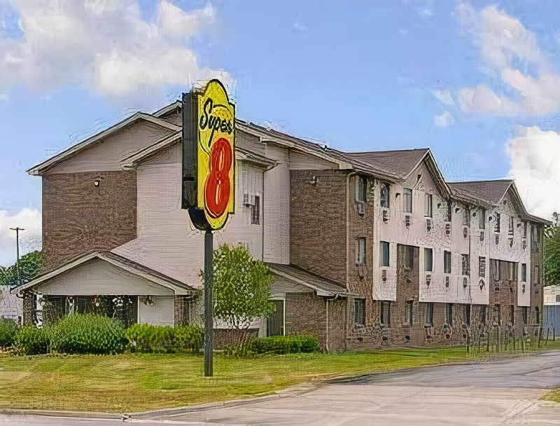 Super 8 by Wyndham Clawson/Troy/Detroit Area