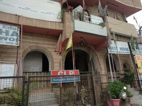 Jhamb Guest House