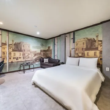 Goyang Casamia Hotel dekat Stasiun Haengsin