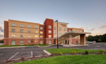 Fairfield Inn & Suites Charlotte Belmont