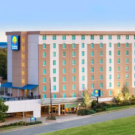 Comfort Inn & Suites Presidential