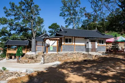 江華島海灘森林旅館 Deorimi Art Museum附近的飯店