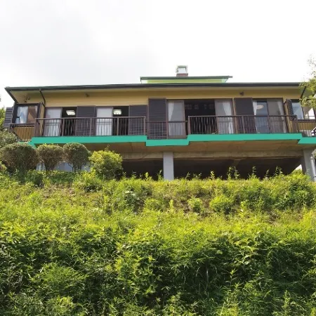 One Building Rental Private Villa in Popular Vill