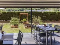 Hôtel Ibis Lyon Est Chaponnay فنادق في Corbas