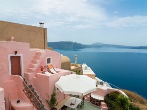 Santorini Paradise Cave Houses