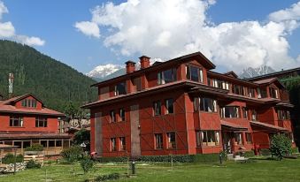 Pahalgam Hotel