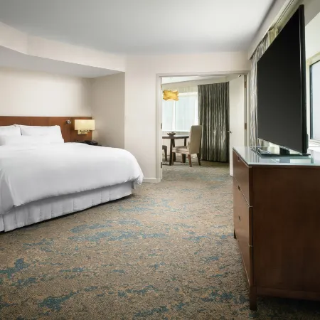 The Westin San Diego Bayview Отели рядом с достопримечательностью «Музей-авианосец «Мидуэй»»
