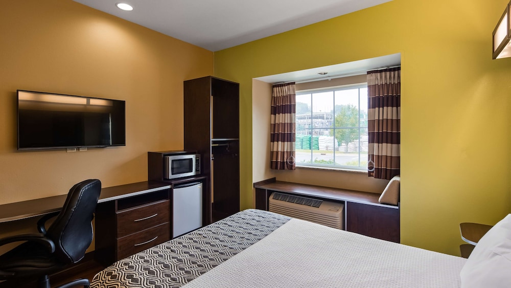 SureStay Plus Hotel by Best Western Buckhannon