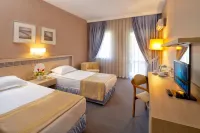 Pam Thermal Hotel Clinic & Spa - balcony