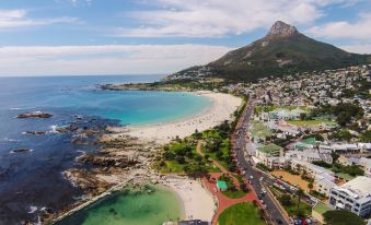 Studio in Camps Bay - 40m from Beach