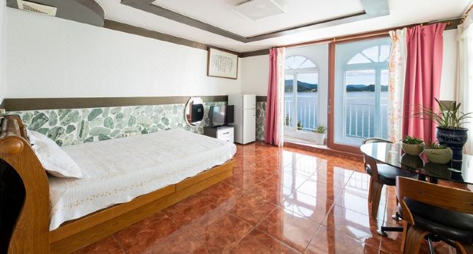 통영파도소리펜션