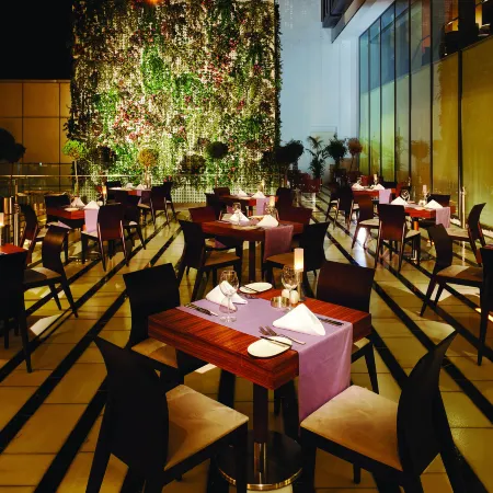 Crowne Plaza Istanbul Harbiye