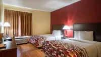 Red Roof Inn & Suites Indianapolis Airport Hotels near Holcomb Observatory and Planetarium