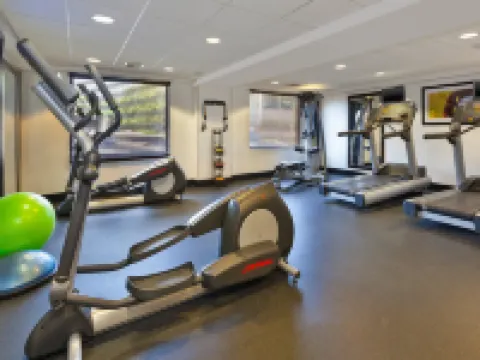 Holiday Inn Express WALDORF by IHG ウォルドーフのホテル