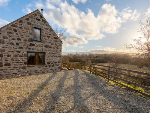 Swallow Cottage Hotels in Huntly