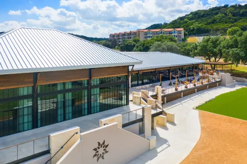 Tapatio Springs Hill Country Resort فنادق في Kendall County