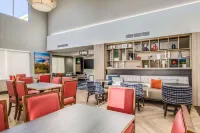 Comfort Inn & Suites - 2-Star