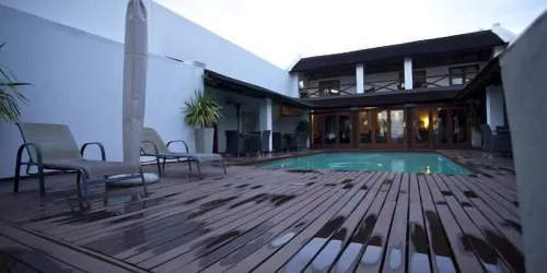 Dundi Lodge Augrabies Falls Hotels in Benede Oranje