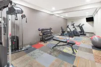 Days Inn & Suites by Wyndham Grand Rapids Near Downtown - Gym
