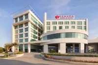 Ramada Hotel & Suites by Wyndham Izmir Kemalpasa Hôtels à : Manisa