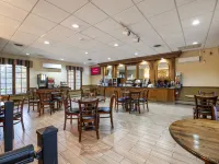 Red Roof Inn & Suites Hazleton Hotels in Luzerne County