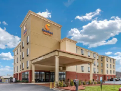 Comfort Suites Pelham Hoover I-65 Hotels in Pelham