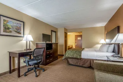 Quality Inn Tully I-81 Hotel di Spafford