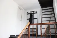 Completely Renovated Apartment Near the Train Station and the Center