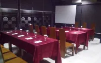 Orinko CIty Hotel di Sei Sikambing D