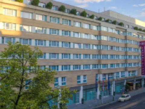 Crowne Plaza BERLIN CITY CENTRE KU'DAMM by IHG โรงแรมในเบอร์ลิน