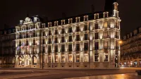 Grand Hôtel la Cloche Dijon - MGallery Hotel dekat Porte Guillaume
