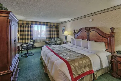 Ramada Plaza by Wyndham Albuquerque Midtown Hotel in zona Trinity Southwest University