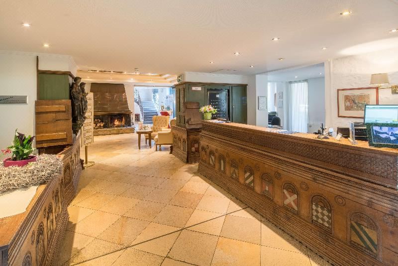 호텔 실내 수영장 시설