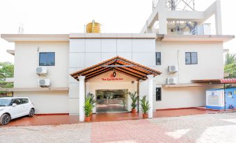 Treebo Comforts Inn, University Road Deralakatte