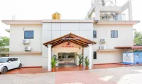 Treebo Comforts Inn, University Road Deralakatte Hotels near Urwastore Sharadapooja Samathi [R] Manasa Mantapa Mangalore 575006
