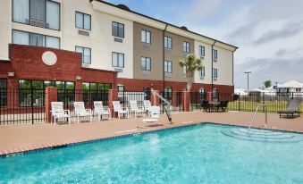 Holiday Inn Express & Suites Panama City-Tyndall