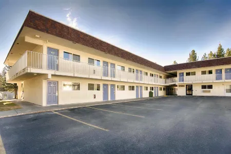 馬默斯萊克斯6號汽車旅館