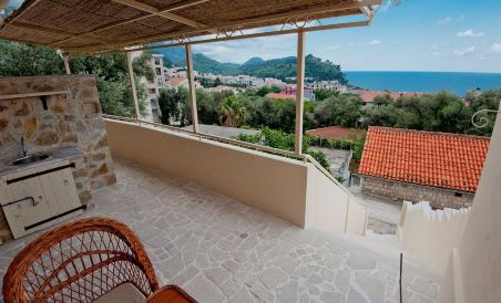 Medin Apartments BluVista - Housity
