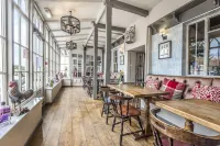 Cockhaven Arms فنادق في نيوتون أبوت