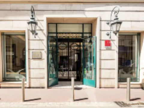 BW Premier Collection Mondial カンヌのホテル