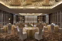 JW Marriott Mussoorie Walnut Grove Resort & Spa فنادق في Tehri Garhwal