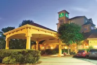 La Quinta Inn & Suites by Wyndham Charlotte Airport South