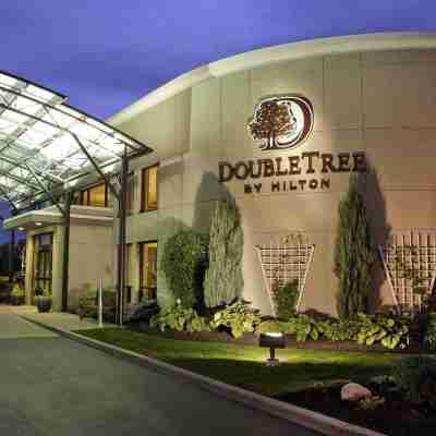 DoubleTree by Hilton Hotel Buffalo - Amherst Hotel Exterior