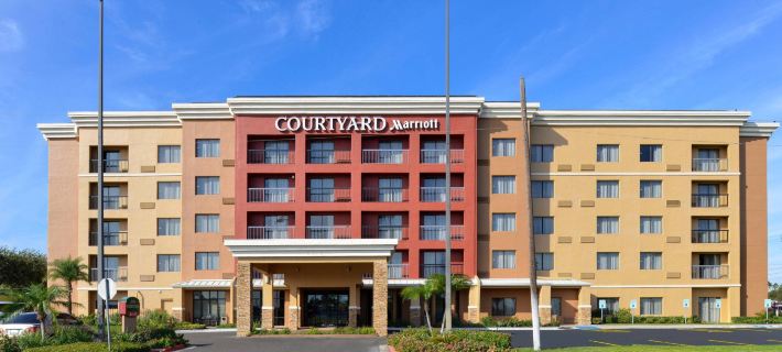 Courtyard Laredo Отели в г. Уэбб