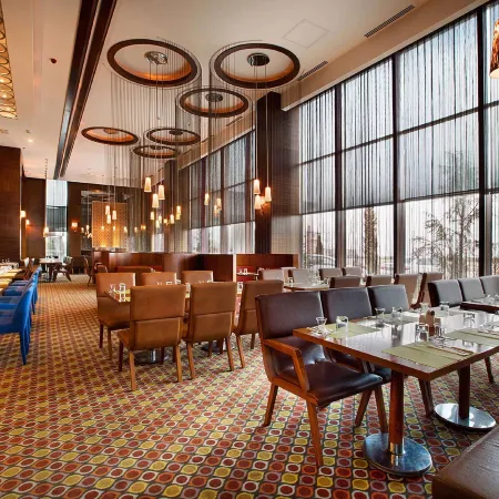 Doubletree by Hilton Van