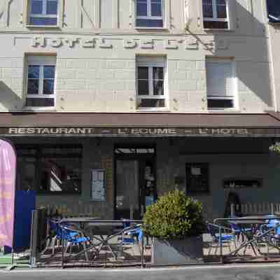 L'Hotel de Chartres Hotel Exterior